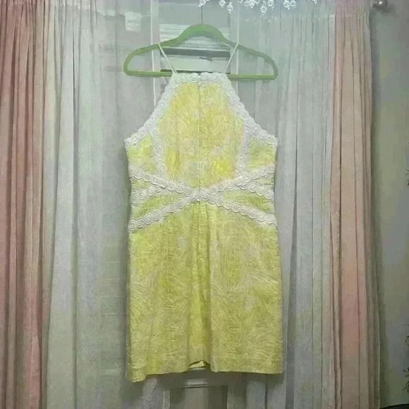 Lilly Pulitzer EUC Size 14 Pearl Stretch Shift Dress in Lilly’s Lemon Item# 7L - Picture 10 of 10